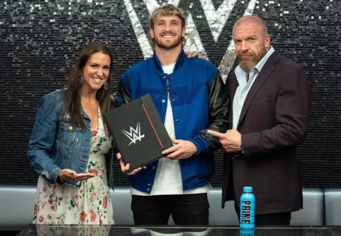 超级大网红“罗根・保罗”与WWE正式签约，莎夏已被解雇！
